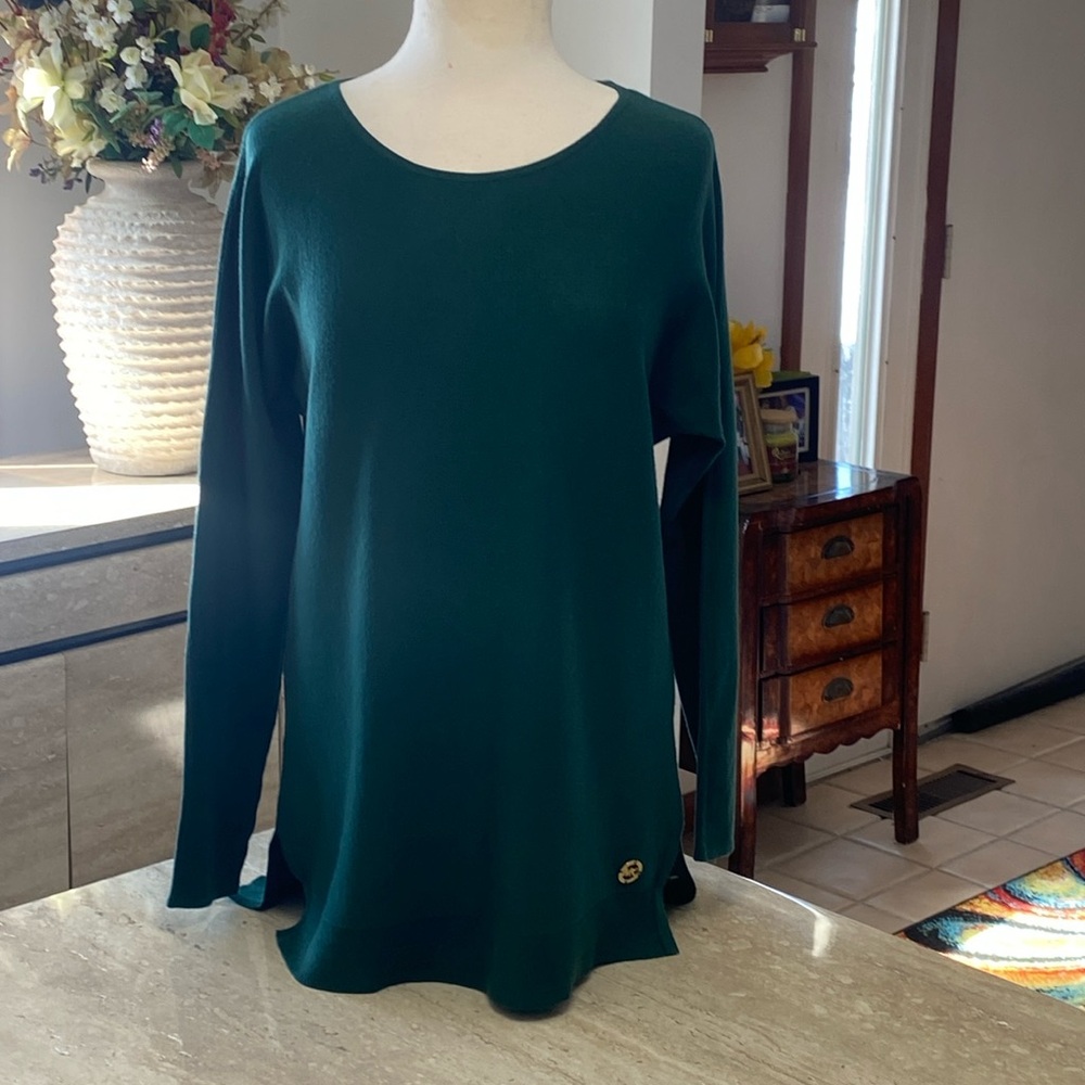 Michael Kors  green, high low top, excellent condition, measurements in photos